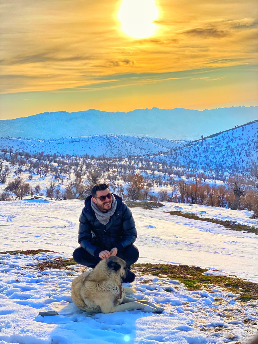 UmutCihan9's tweet photo. ❄️🌞 #şehrinuh #şırnak #cudidağı https://t.co/zxbnOivAlR