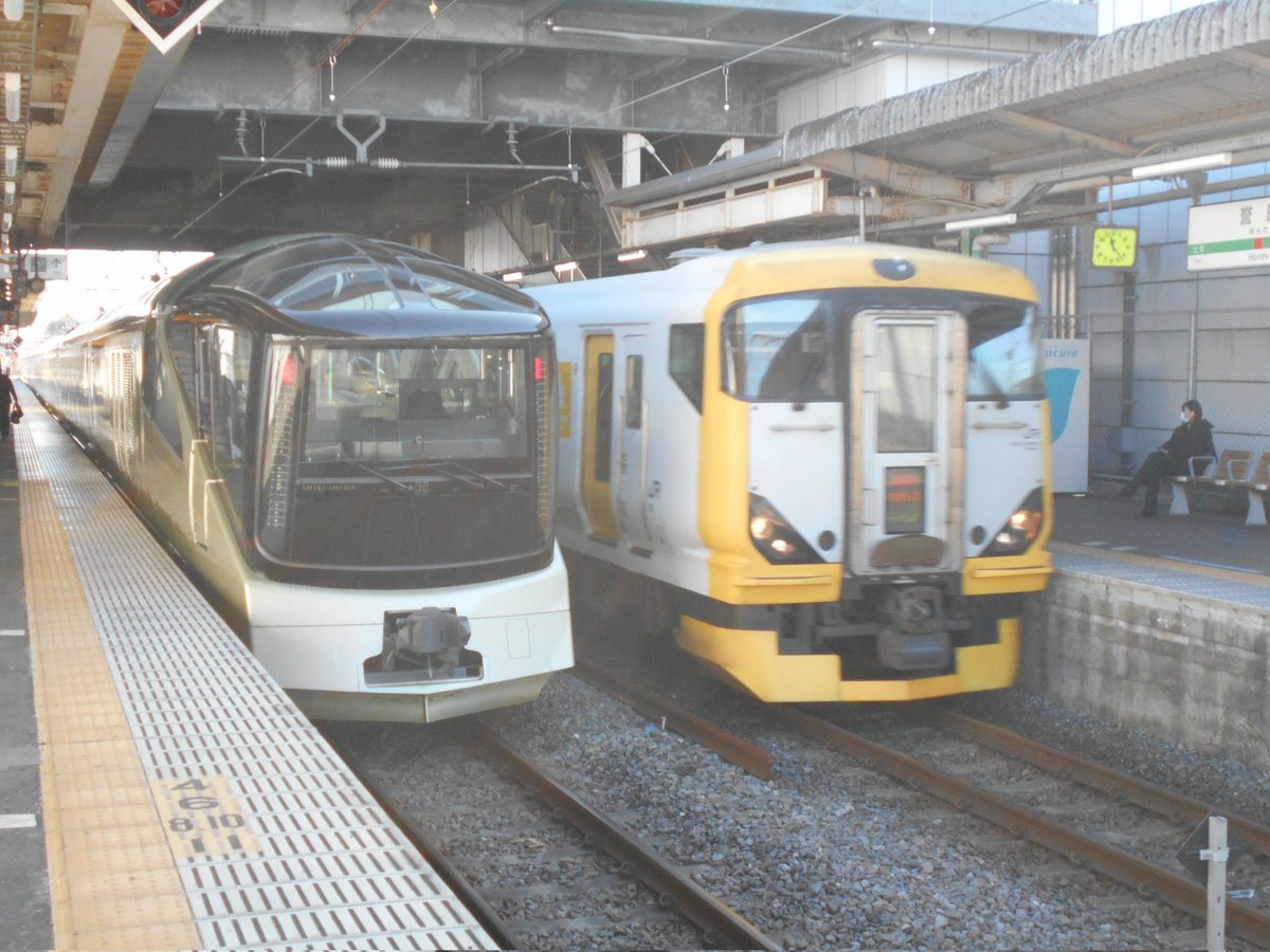 Sato_TrainMGS's tweet photo. @hx9jhce_poncho ありがとうございます。
昨日は、誉田駅と佐倉駅で「TRAIN SUITE 四季島」を撮影してきました。 https://t.co/MAPRLspJMp