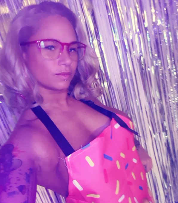 Doing a spot of baking in my new apron 😈🤣💦 #fetish #splosh #slposher #sploshing #wetandmessy #wet #messy<a href="/tag/fetish"class="tags">#fetish</a><a href="/tag/sprinkles"class="tags"><span>#sprinkles</span></a><a href="/tag/cake"class="tags"><span>#cake</span></a><a href="/tag/wet"class="tags"><span>#wet</span></a><a href="/tag/messy"class="tags"><span>#messy</span></a><a href="/tag/sploshing"class="tags"><span>#sploshing</span></a><a href="/tag/wetandmessy"class="tags"><span>#wetandmessy</span></a>