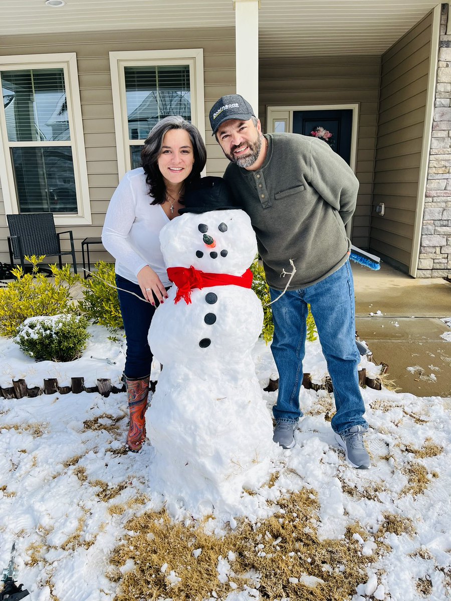 monse5's tweet photo. Snow day ❄️ NC @ParticipateLrng #unitingourworld https://t.co/kfLPisDG4l