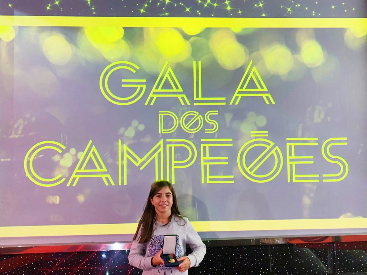 MariaGermanoNet's tweet image. Ontem foi uma noite muito especial ✨ Agradeço uma vez mais à @FPAK12 pela condecoração de mérito, num reconhecimento ao percurso internacional que me tem permitido levar as cores da bandeira portuguesa a muitos lugares! 🇵🇹 É o resultado de muito esforço, mas de muito prazer! ♥️