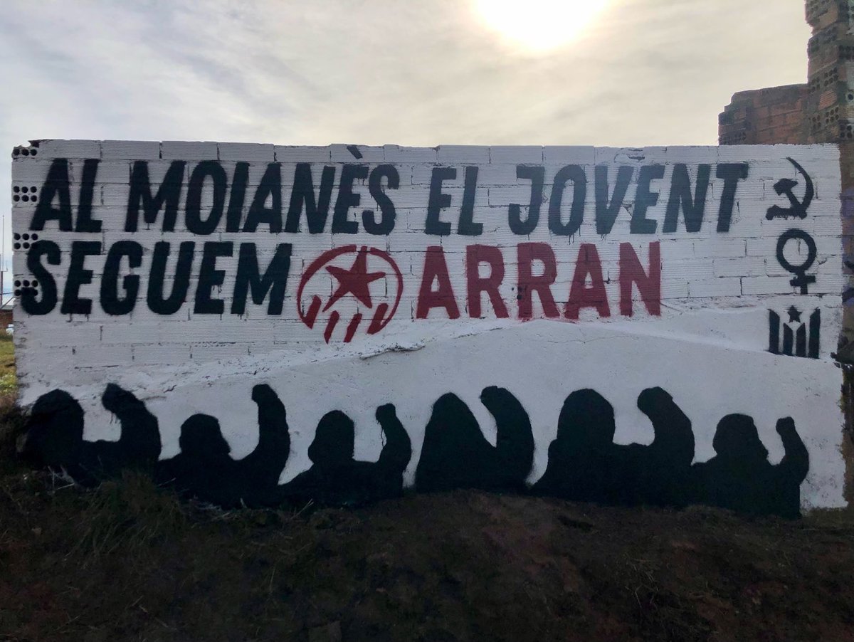 arran_moianes's tweet photo. 🎉Avui fa 2 anys que va néixer Arran Moianès🎉

Seguim lluitant al Moianès perquè la nostra terra és i serà el primer camp de batalla per aconseguir uns Països Catalans socialistes i feministes! 

ORGANITZA'T AMB NOSALTRES!✊🏽 https://t.co/VkbNrmuPLG
