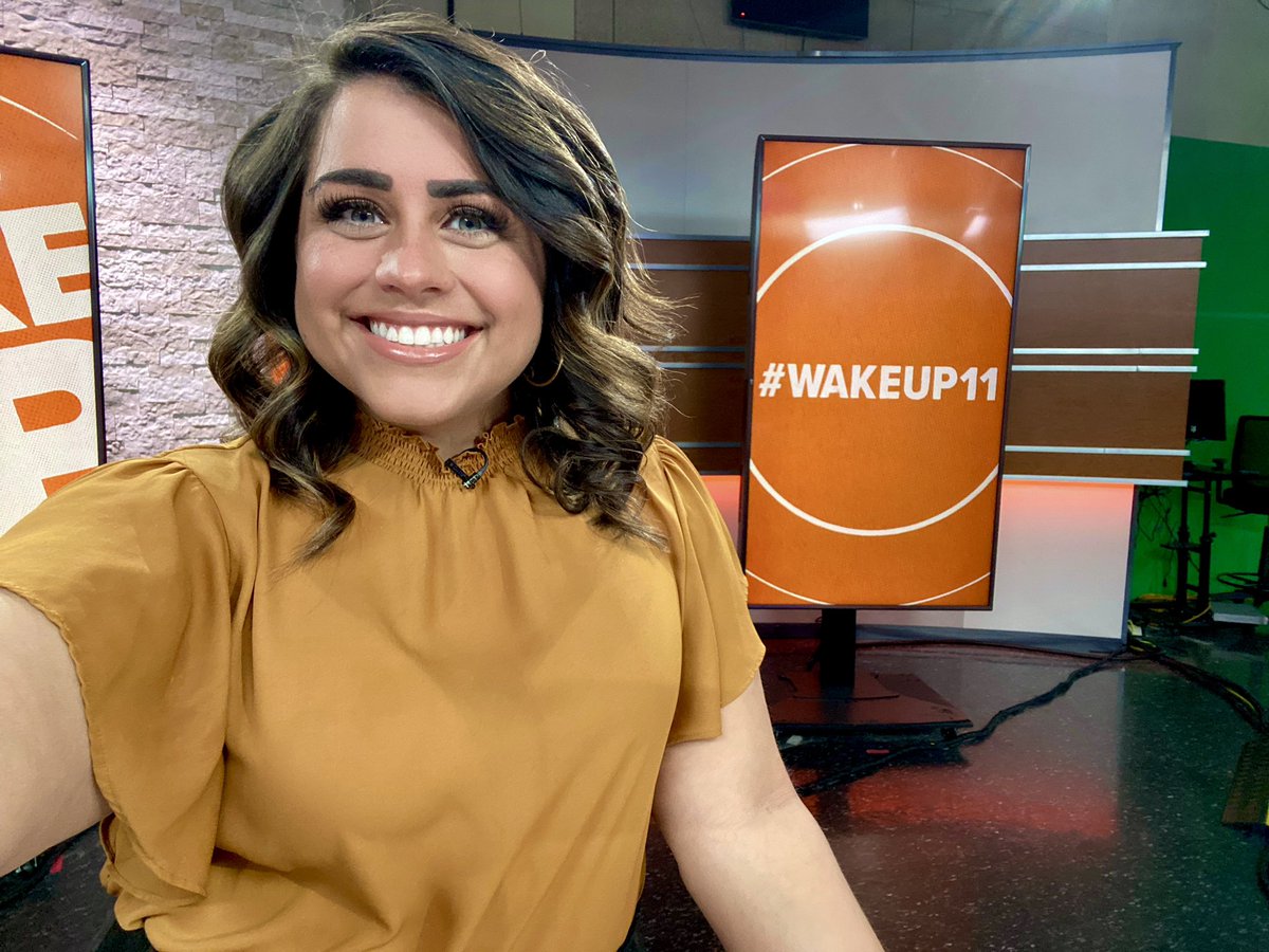 HeatherFount_'s tweet image. Good morning from this (out of character) early riser taking over #wakeup11 for @robharristv . Join us in just a few minutes on @WHAS11