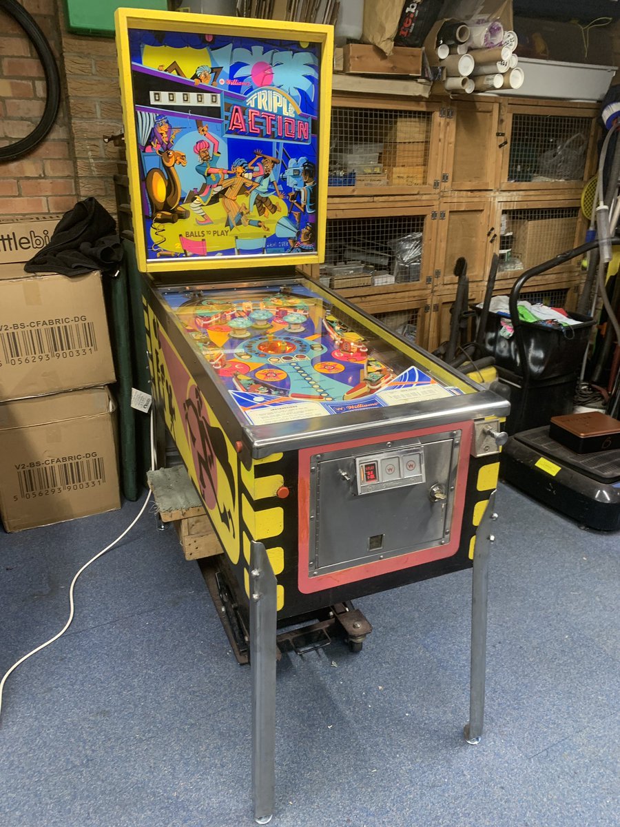 Two tables finally went home this week, Judge Dredd and Triple Action. Deliveries have been difficult over the last couple of years so it’s great to gain a bit of space for new pieces for the folk that are waiting. He’s a big lad, Johnny Pinball Table 💪