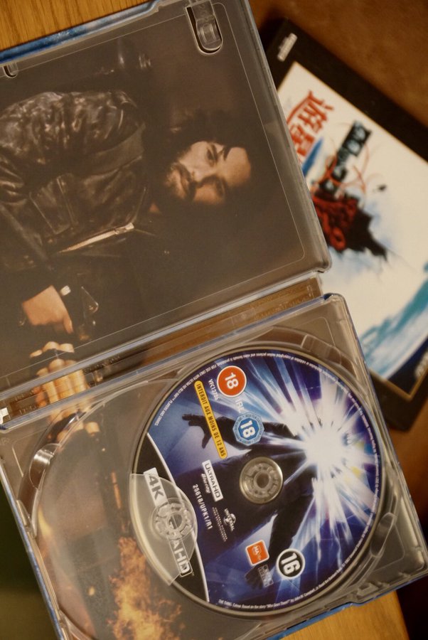 HIDEO_KOJIMA_EN's tweet photo. I watched a popular drama on Netflix, but quit after one episode. Tonight I'm rewatching Carpenter's "The Thing". It's been 40 years since it was released!!! https://t.co/izfyfw5nXM