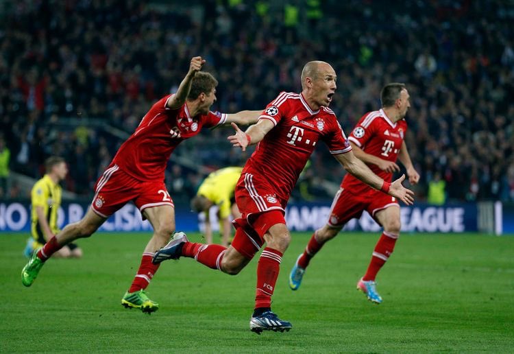Happy Birthday to the guy who made many love football \"Arjen Robben\"  Mr. Wembley  