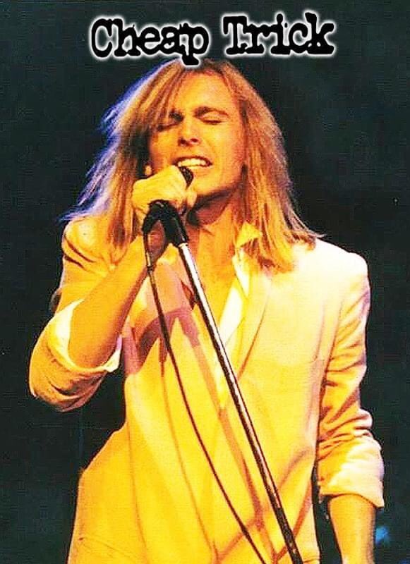 Happy birthday ROBIN ZANDER!
(January 23, 1953) 