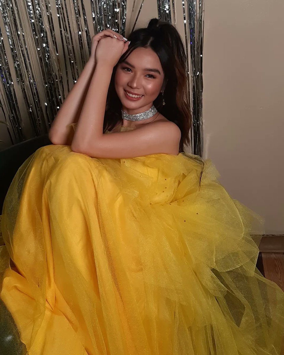 iiamcelina's tweet photo. FRANCINE CelebrEIGHTEEN OnASAP 💛🤎❤

Make up @kayer_08makeup
Hair Mama angel
Styled @drewlacia
#Asap #FrancineDiaz https://t.co/CBzreWrf4W