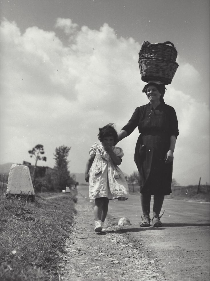 Kees Scherer. Mother and daughter, Spain, 1957-1962.