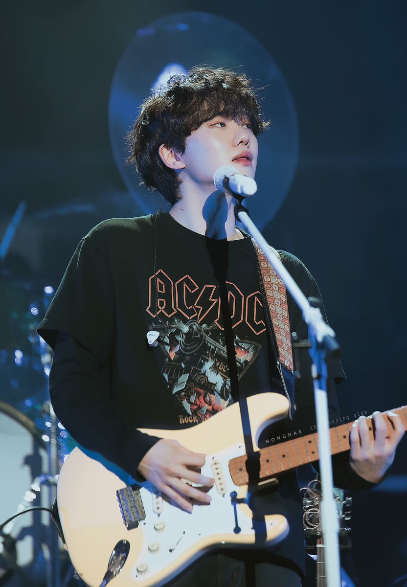 honghae_28's tweet photo. 220123 이달의 어썸 페스티벌

#하현상 #HaHyunsang https://t.co/RA2Vc3ZqYh