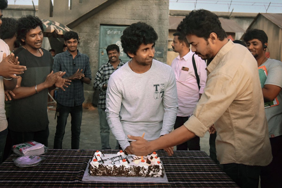 Master Mahendran 🔱 tweet media