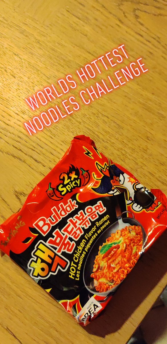 djzolah's tweet photo. #samyang #KoreanFireNoodles #challenge #Hottest https://t.co/EuhnAkTwN2