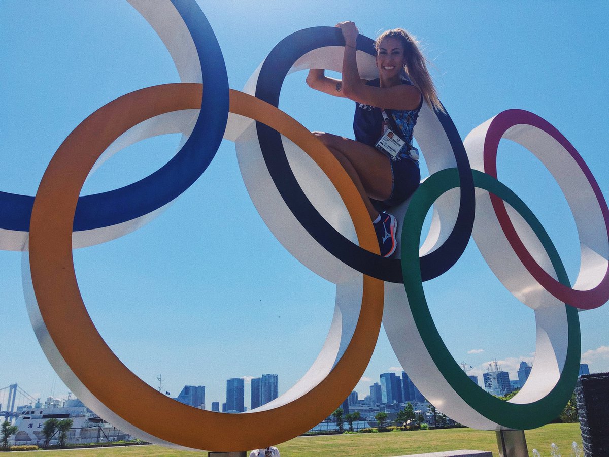 julieta lazcano tweet media