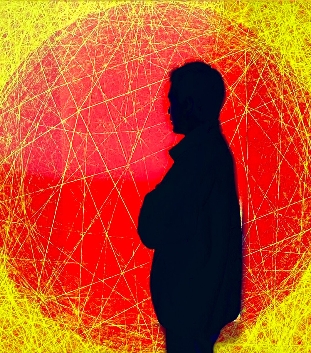 VulcanDAO's tweet photo. Magnificent🔥 #sunsignals @kevinabosch @nft_paris https://t.co/qWelBjcPcf