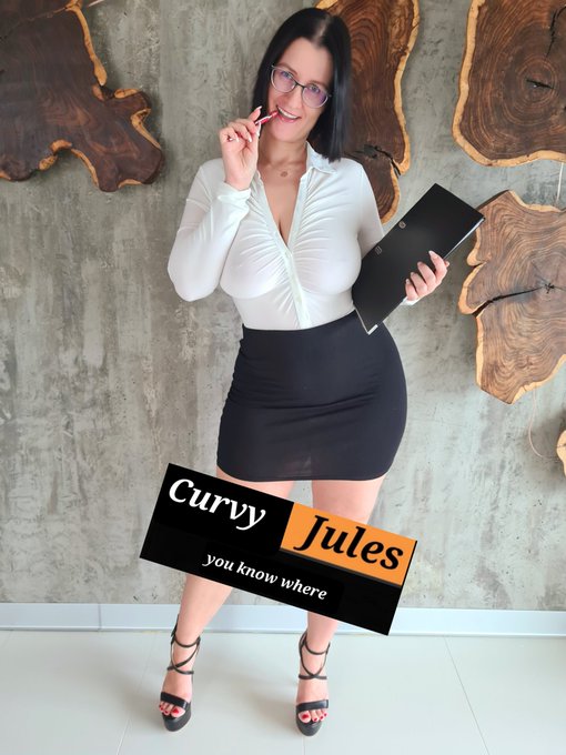 ‼️NEWS‼️
You know where you can find me 💦
#pornhub #porn #camgirl #curvygirl #roleplay #webcammodel #curvy