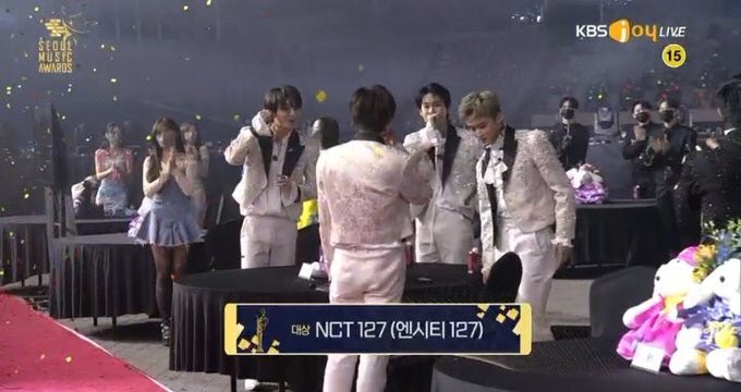1997lines_'s tweet photo. Nctzens natagpuang naghahagulgulan https://t.co/RA41qTXYfS