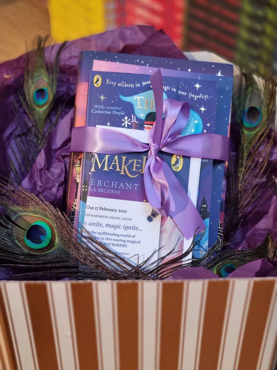 BhamWaterstones's tweet photo. Thank you @tamzinmerchant & @PuffinBooks for this magical hat box! The Hatmakers has been a firm favourite amongst the booksellers! 👒🎩
We are very excited to read your new book the Mapmakers!
#Hatmakers #Mapmakers #waterstones https://t.co/6Bkczq7DS5
