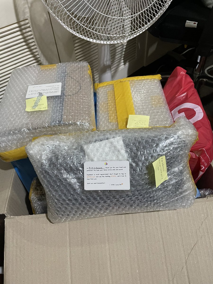 fifthloveph's tweet photo. all fully paid orders have been packed and are ready to ship!

• ggx &amp; sdd shipping will start tomorrow
• jrs shipping will start on the weekend since they don’t do pickups bc of alert level 3

thank you as always for your patience!! 😊 #5thupdates https://t.co/LXgKvE0MRm