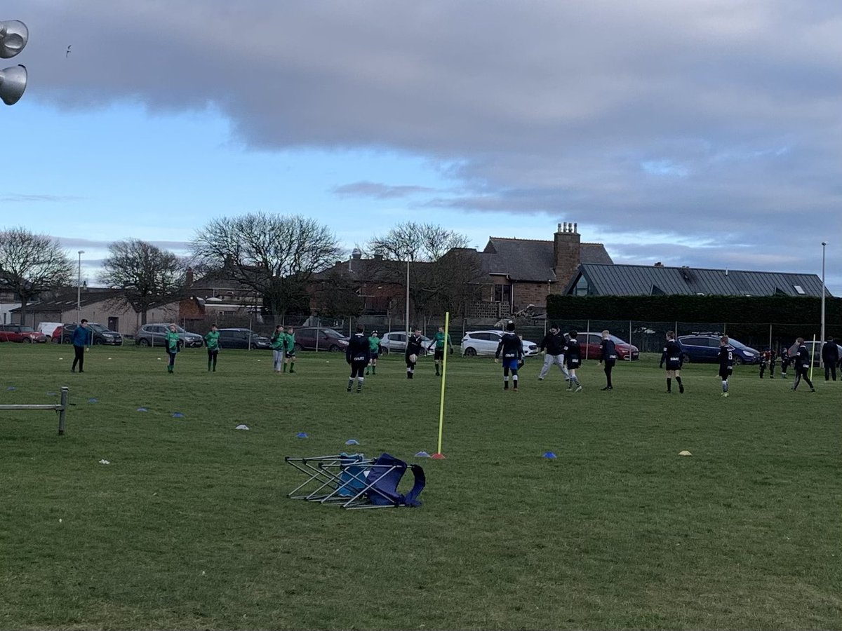 montroserfc's tweet photo. First home fixture of 2022 - lots of happy faces from p1 to p7 .#bestweerugbyclub #placeforeveryone https://t.co/3Q0mryp0pz