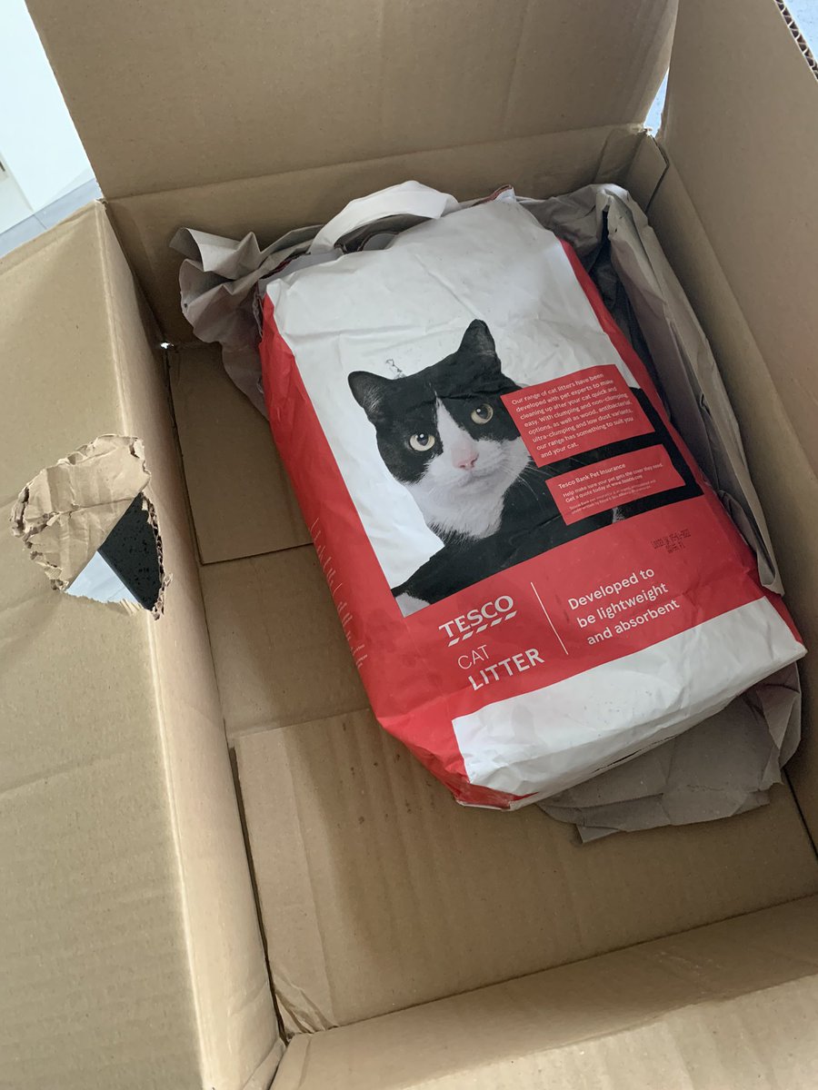JackLyon6's tweet photo. Hi @amazon Wow… the past 2 deliveries of very expensive items and you’ve sent us completely the wrong order. Today’s was Tesco cat litter!?!? even looks like it’s been ripped open from the box!???! Is our delivery driver stealing?!? #poorcustomerservice #amazon #CustomerService https://t.co/phWcmoClXg
