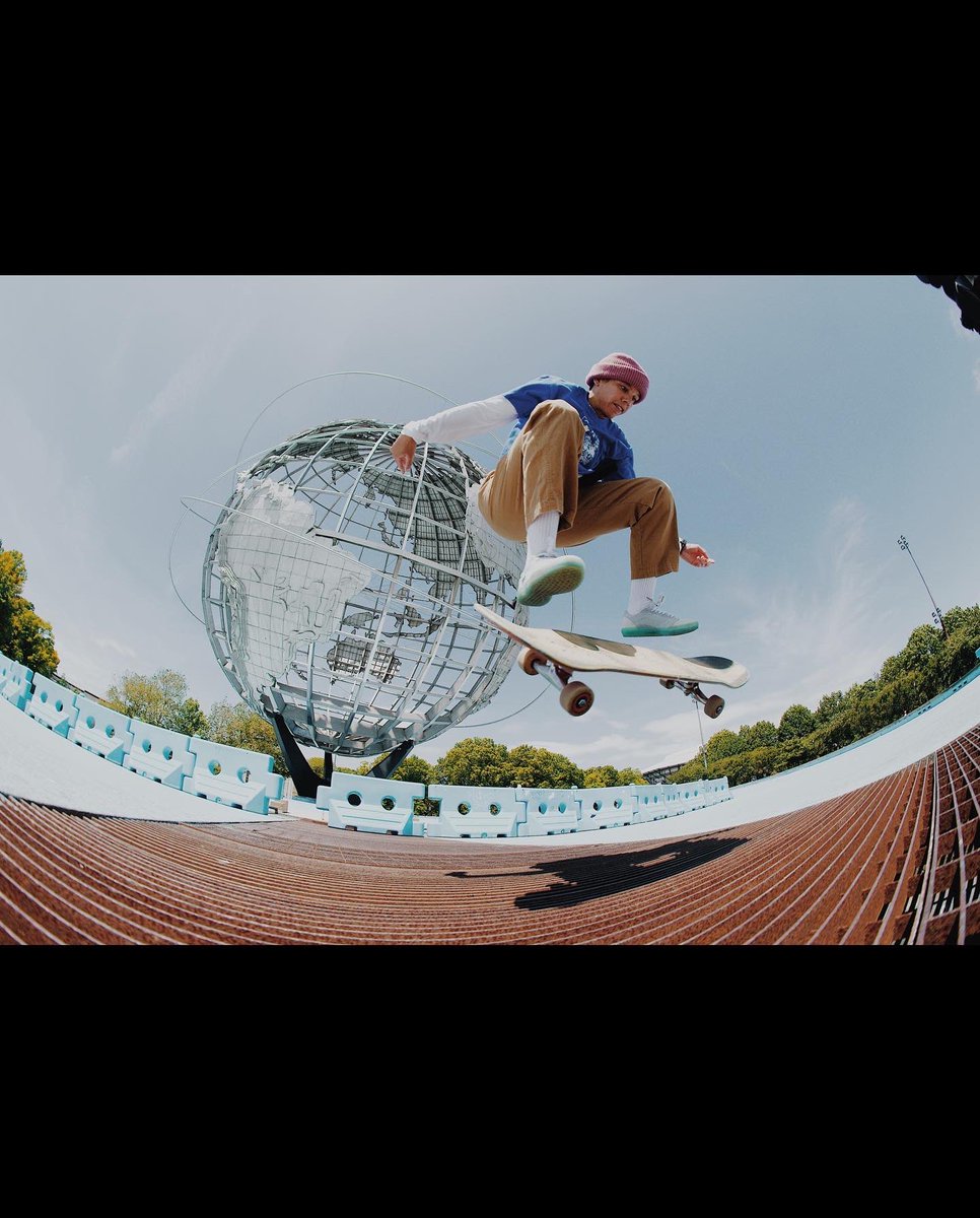 smashedskate's tweet photo. @thrashermag Ad out now! Jessyka Bailey for There Skateboards 🛹🖤📸 #skateboarding #thankyouskateboarding #nikon #photographer https://t.co/KoCgg0pSRk