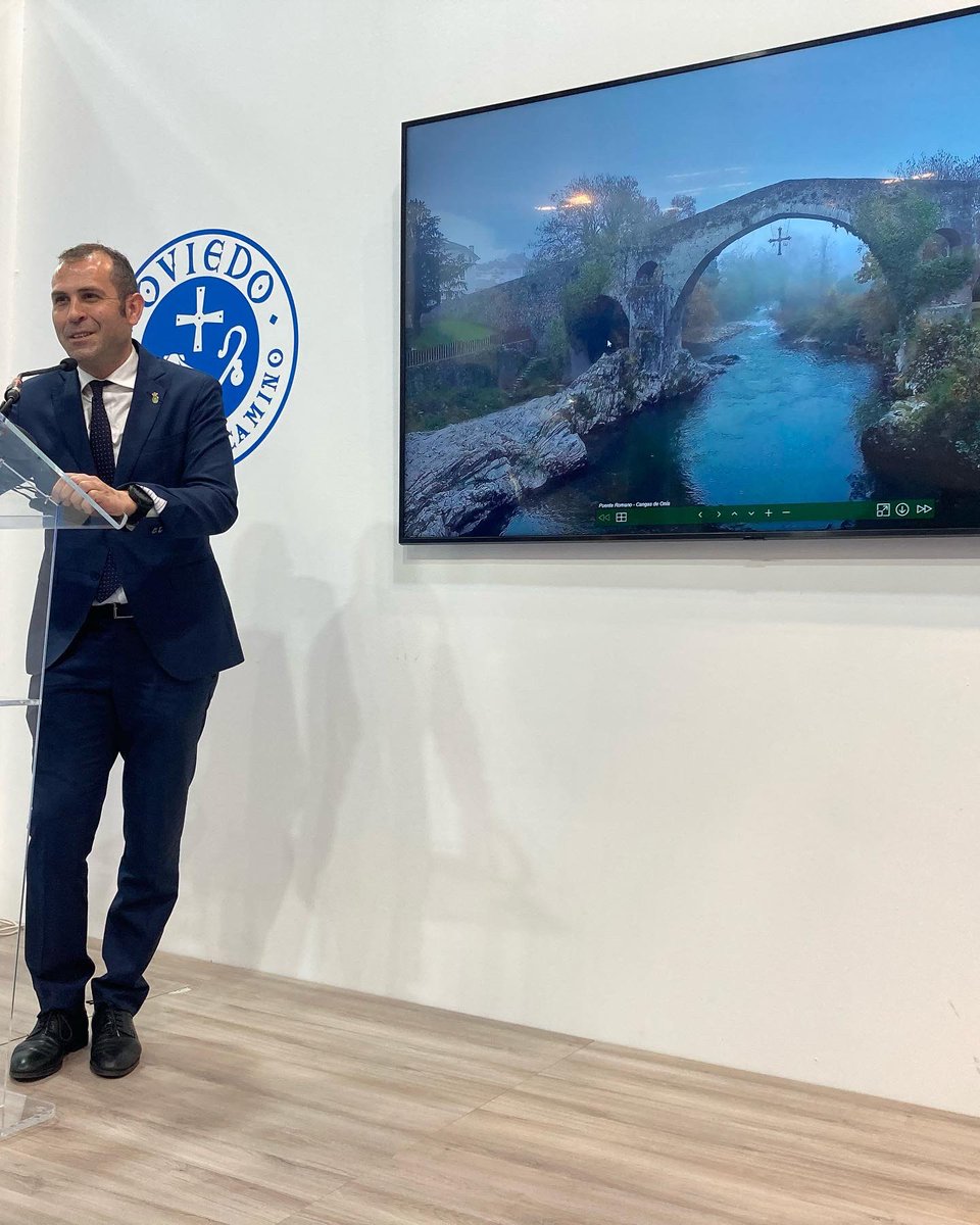 cangas_onis's tweet photo. Promocionando @cangasdeonis_ en @fitur_madrid en buena compañía gracias a todos por la compañía y en especial a @PP_Ovd por vuestro espacio https://t.co/ozs306FI9T