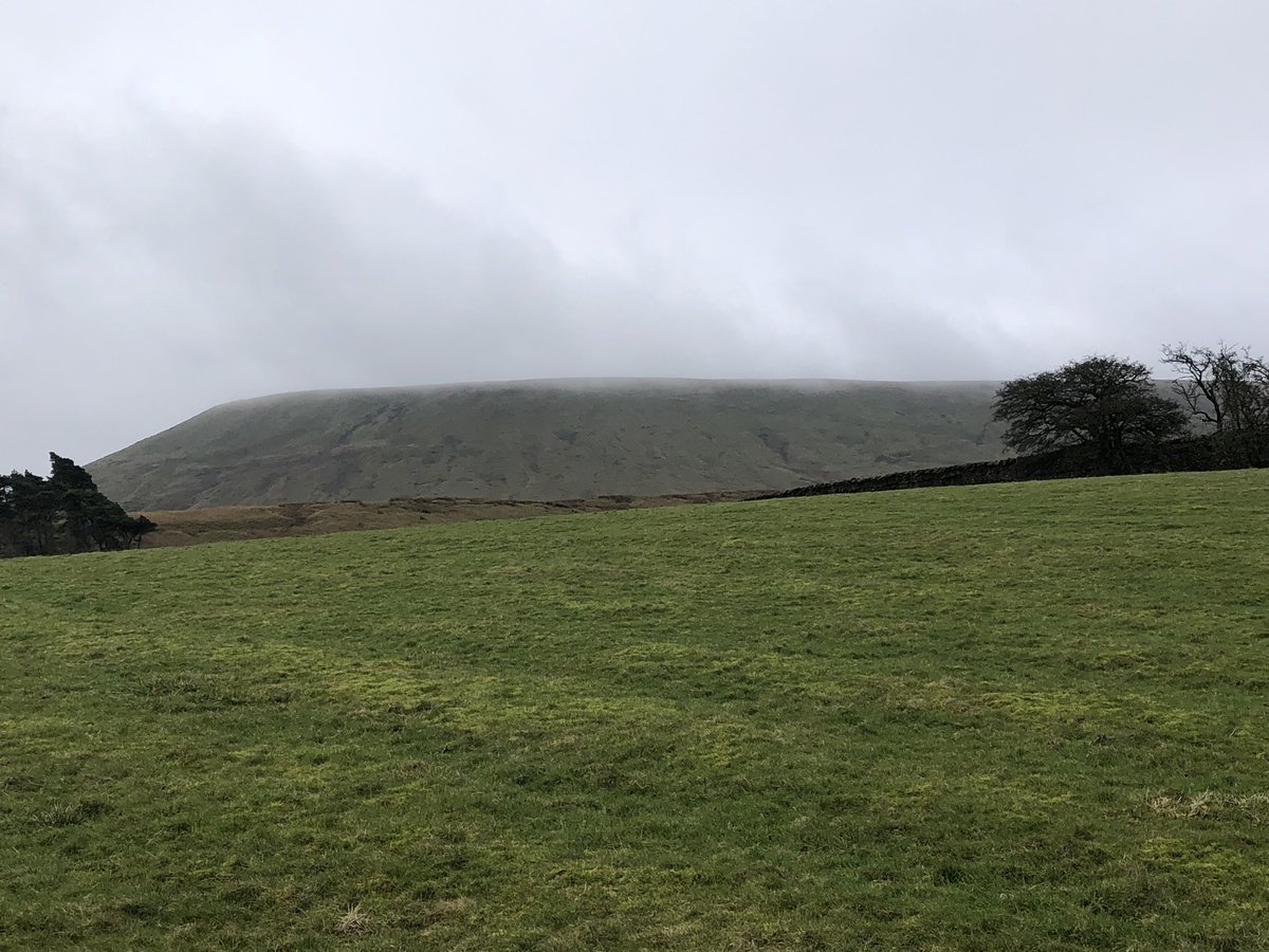 dpb1961's tweet photo. Gentle wander from Downham around the base of Pendle Hill 🧙‍♀️ with @AnneBurgess70 @aslstone @lloydjill - most pleasant #needasitdown https://t.co/WiJ53F6mO3