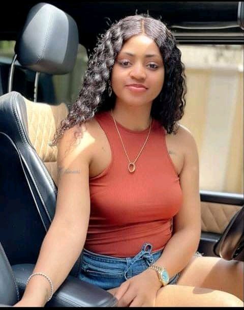 AdrinaRenee3's tweet photo. Happy birthday sister https://t.co/5SvEGrufZv