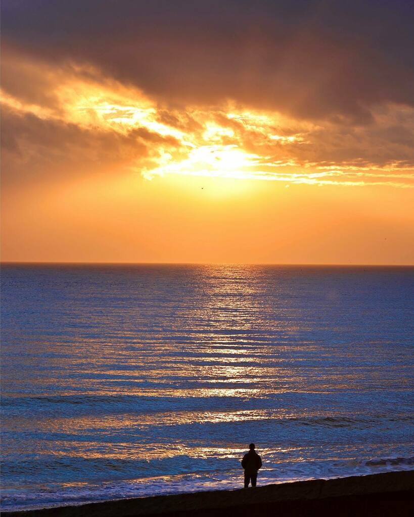 coppard_gary's tweet photo. Last week’s winter sun#brighton_clicks#skiesof sussex #visitbrighton#brightonbeach #brightonskies #brightonandhove #rockwaterhove #brightonlife #brightonphotography #Brighton photos #shoreham_life #brightonphotographer #Lovebrighton#sussexphotography #su… https://t.co/0cCuAhmWZj https://t.co/mgsHHMbPs9