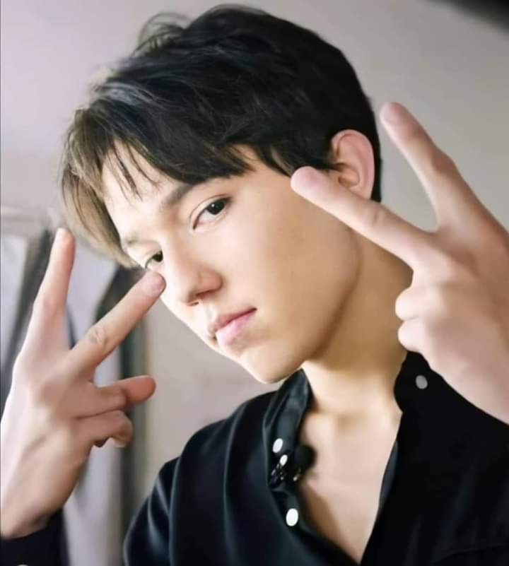 Soni537's tweet photo. Cada gota de lluvia es una caricia que llega del cielo...
La música de @dimash_official te acaricia el alma con cada nota...
Feliz domingo, al mal tiempo buena música 🎶 🎵🎶🎵🎶
#FlyAway #BeWithMe https://t.co/xV6acAcOpn