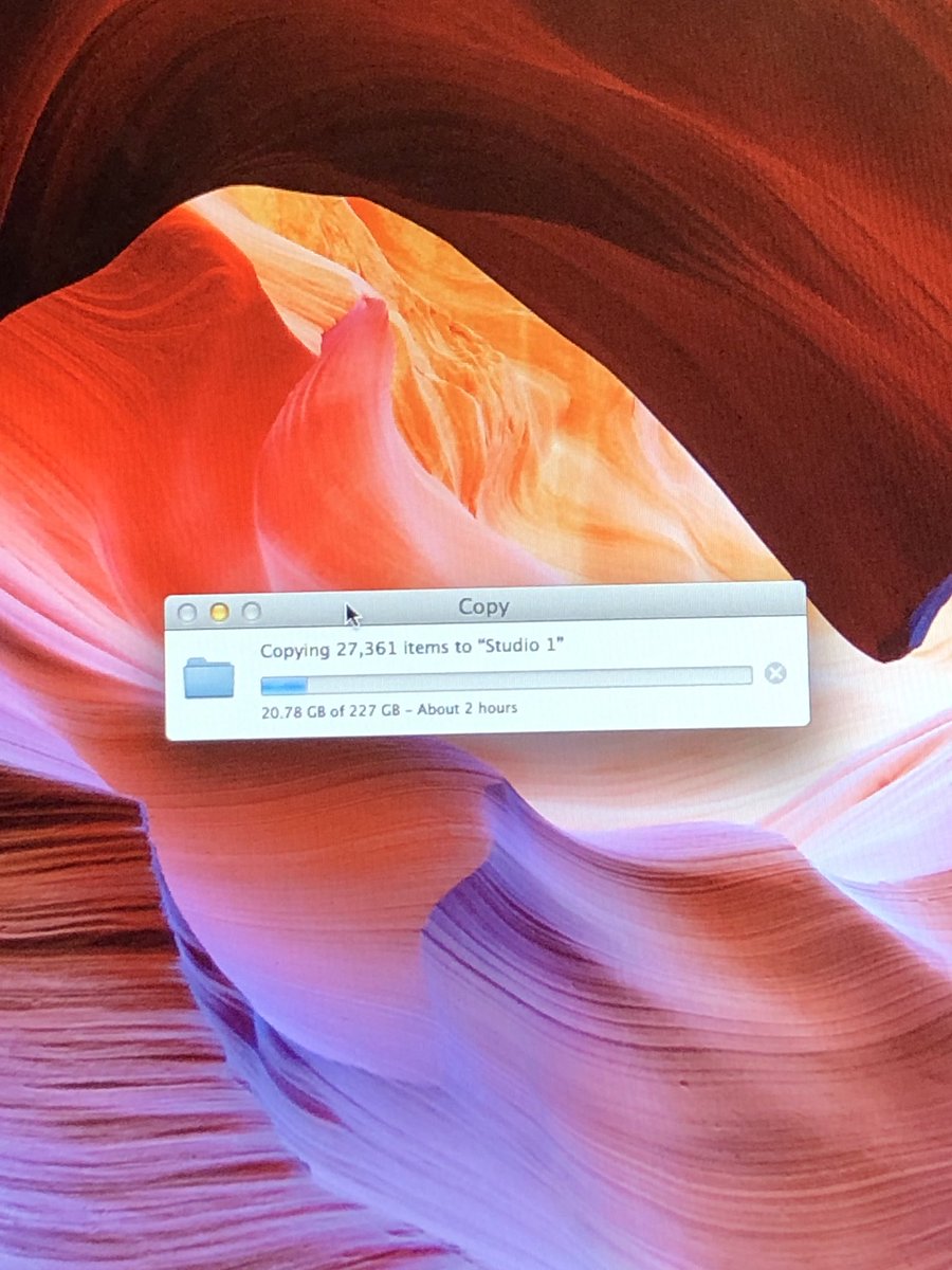 solitairestudi3's tweet photo. Backing up my now retired #macpro & transferring current projects to the new #m1macmini. I’ve got a busy week ahead including 2 days of mastering a new album for my new client @FluxSauce from New York. https://t.co/ALkXSqFy3E