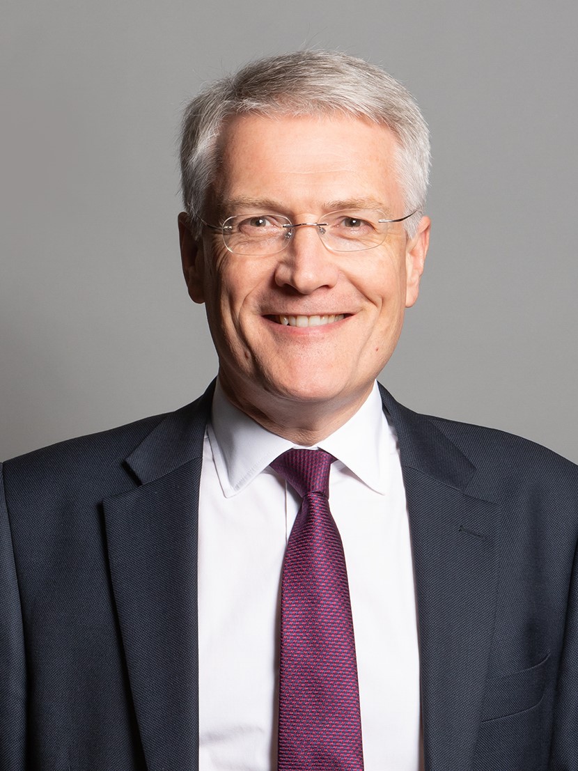 And this most certainly includes you <a href="/HgateAdvertiser/">Harrogate Advertiser</a>. Why do you keep offering a monthly column to #Harrogate's @AJonesMP to spout insipid comments on whatever theme he chooses? Why are you so reluctant to challenge him? After all, he's supposed to represent us - not himself!