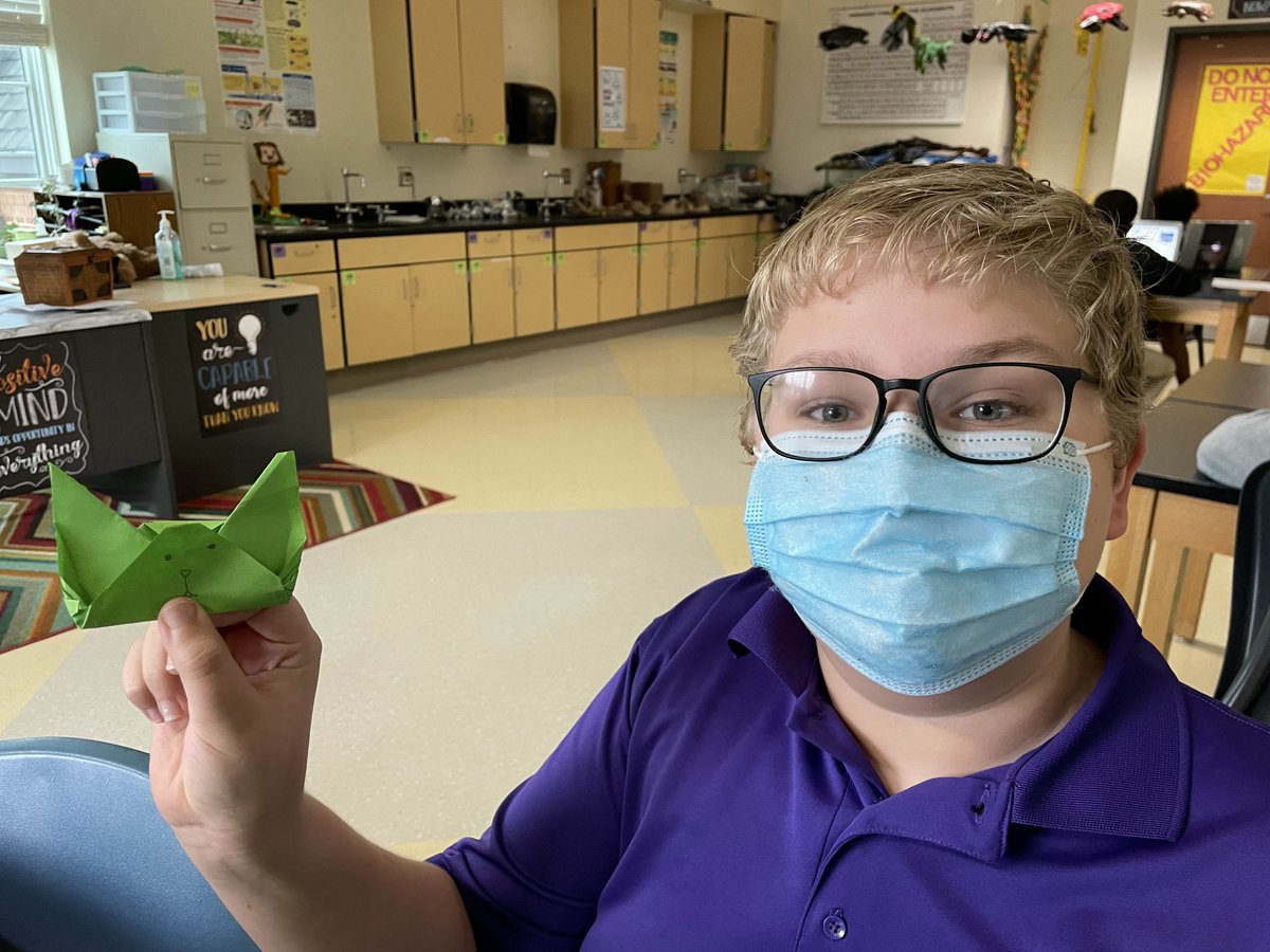 DarlingtonTiger's tweet image. Seventh-grade coding exploratory students recently learned the importance and reason for creating a function in #AppleSwift with a little help from origami!  

See more on our website at darlingtonschool.org/5820790.

#AppleDistinguishedSchools