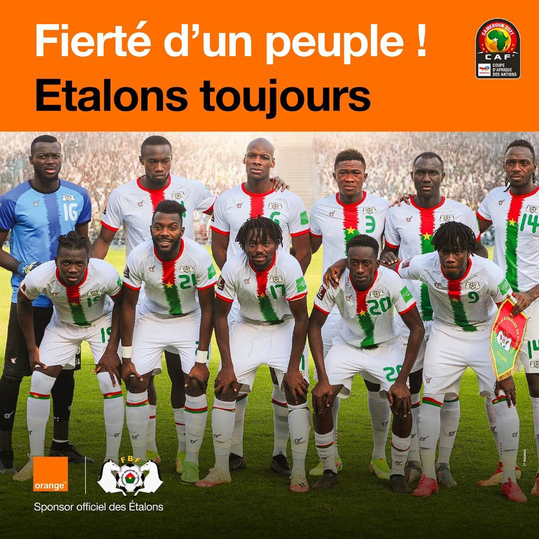 mamadouc7's tweet photo. 👏🏽👏🏽Ce fut dur mais vous avez assuré 🇧🇫 Bravo aux étalons pour la qualification en 1/4 de finales. @OrangeBurkina, fier sponsor officiel des #Etalons. https://t.co/EAN938yfvq