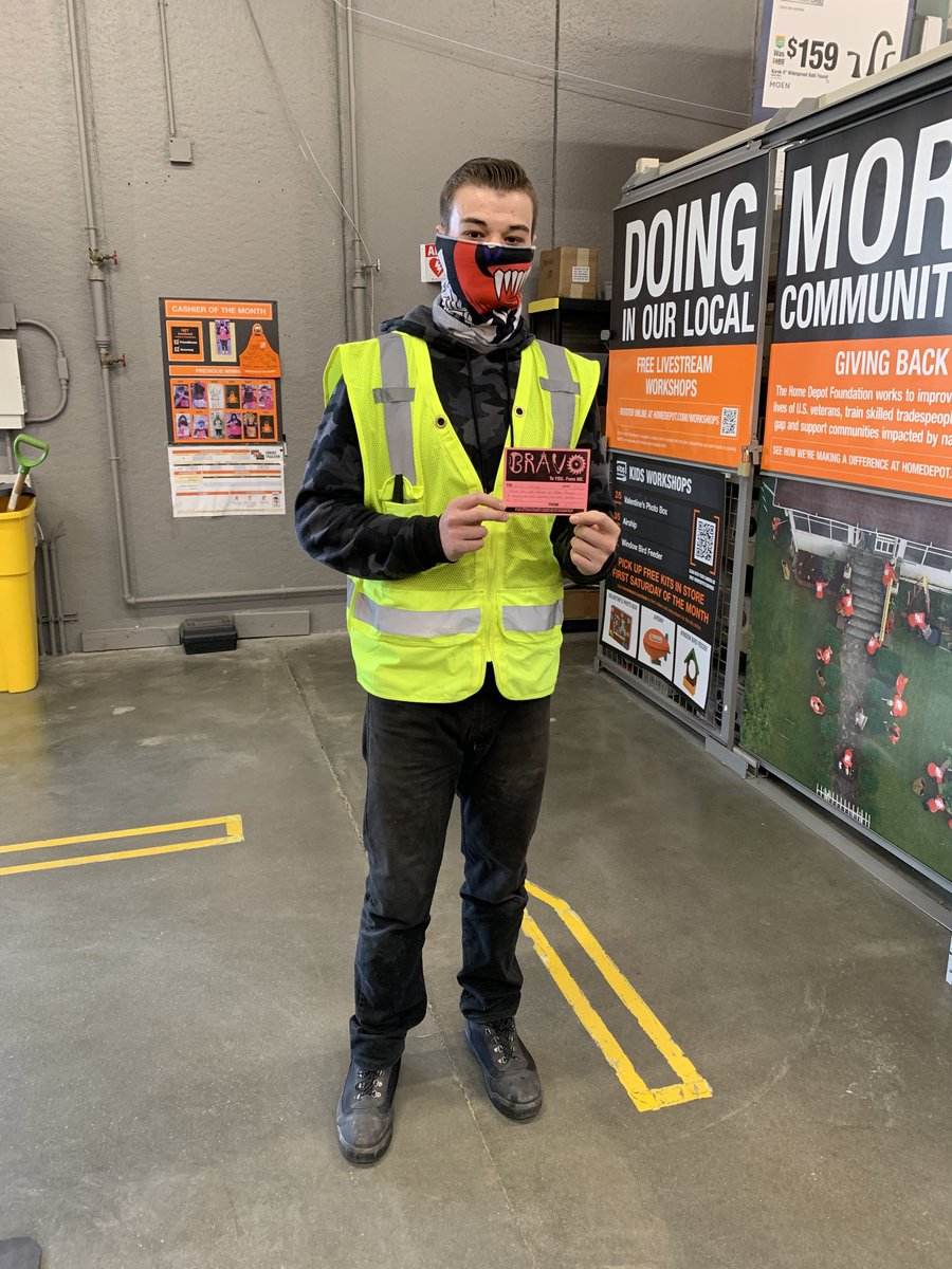 Nick from D96, Doing the right thing! Helping out inside and outside 🍊Bravo Nick!