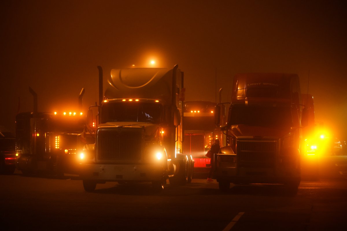 CP24's tweet image. Canadian Trucking Alliance condemns protests by unvaccinated truckers
cp24.com/news/canadian-…