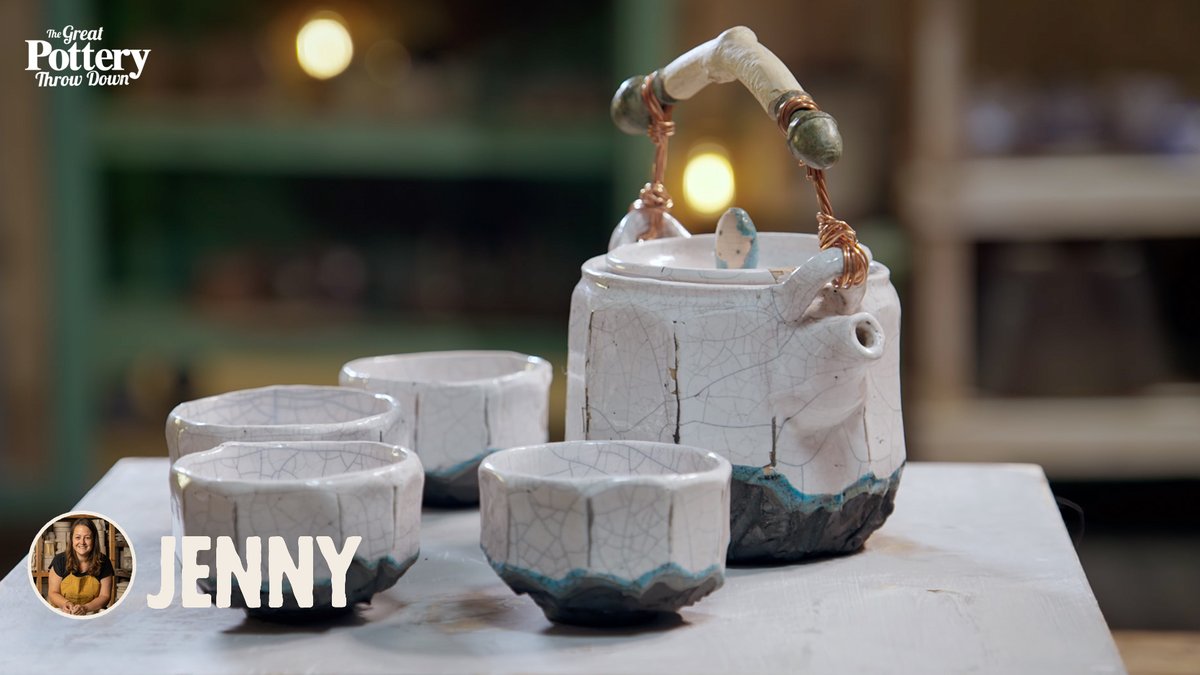 RT @PotteryThrow: Jenny explored the elements in her make 'Fire & Earth'. #potterythrowdown https://t.co/wf0Ku7fmWv
