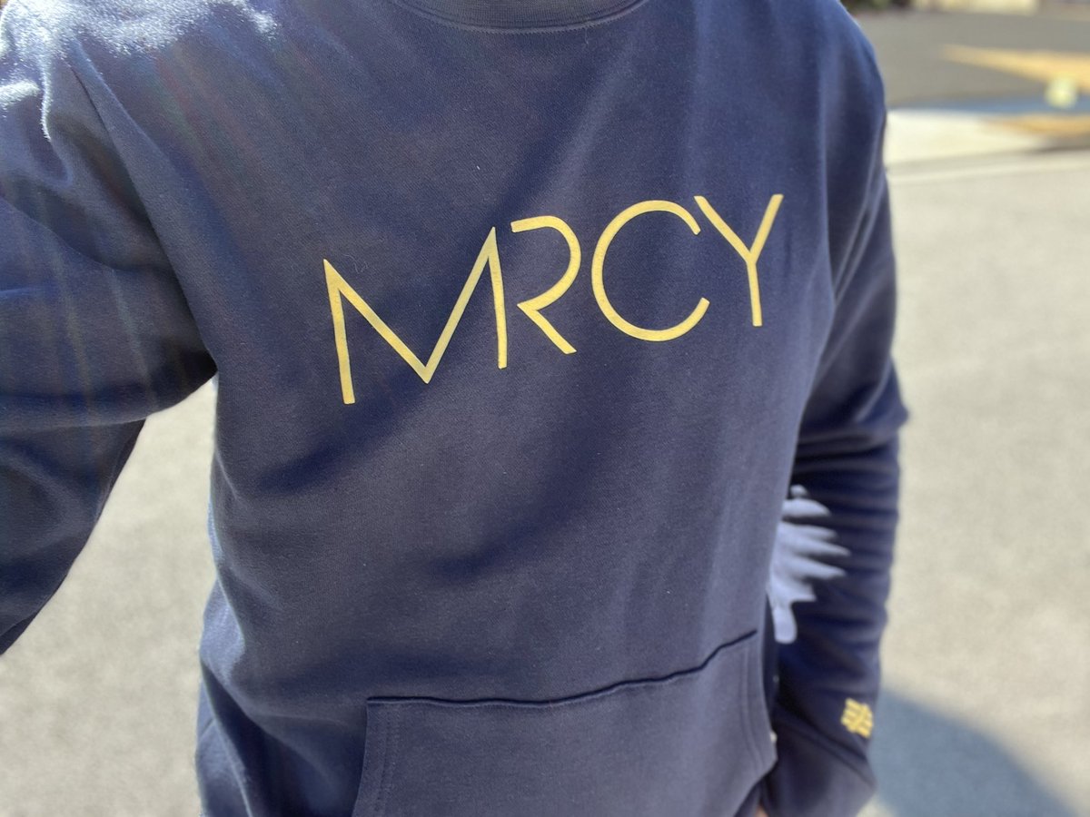 Rocking <a href="/artofhomage/">Art of Homage</a> today. 

What #blackowned brand are you wearing?

#buyblack #blackownedbusiness #supportblackownedbusinesses #fashion #entrepreneur #entrepreneurlife