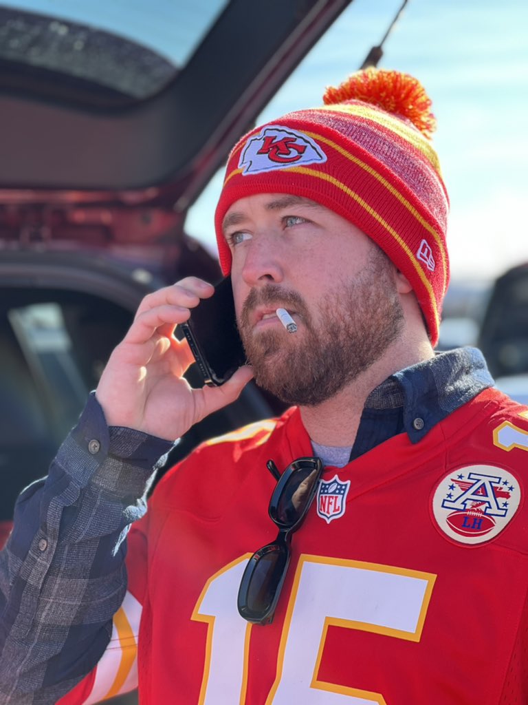 toreyburkhardt's tweet photo. #chiefs https://t.co/LJaDy0bdOZ