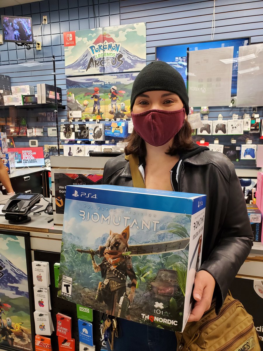 officialttalks's tweet photo. I found this $119 game for only $24.99 @GameStop! In the end I only paid $9.17 with my redeemed points! I can't wait to start playing! I recommend getting their #promembership! You earn reward points with every purchase which can be redeemed for #coupons! It is totally worth it! https://t.co/OquVlNtNSM