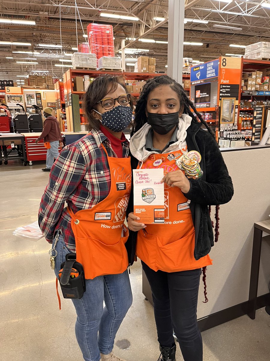 Home Depot #0106 tweet media