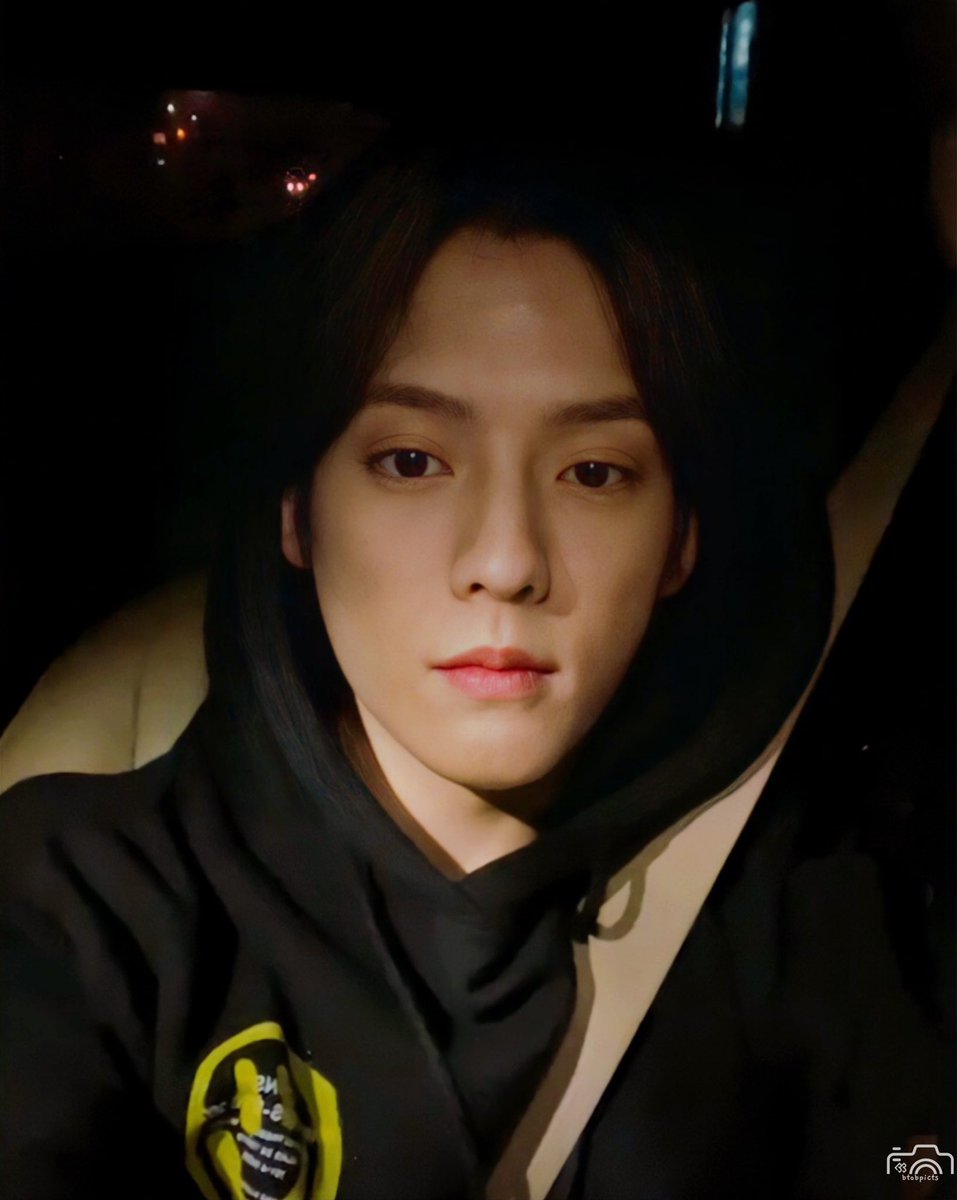 btobpicts's tweet photo. 📸20222301
Minhyuk Instagram Live💙

#LEE_MINHYUK #이민혁 
#BTOB #비투비 @OFFICIALBTOB https://t.co/EdaDDBmqrK