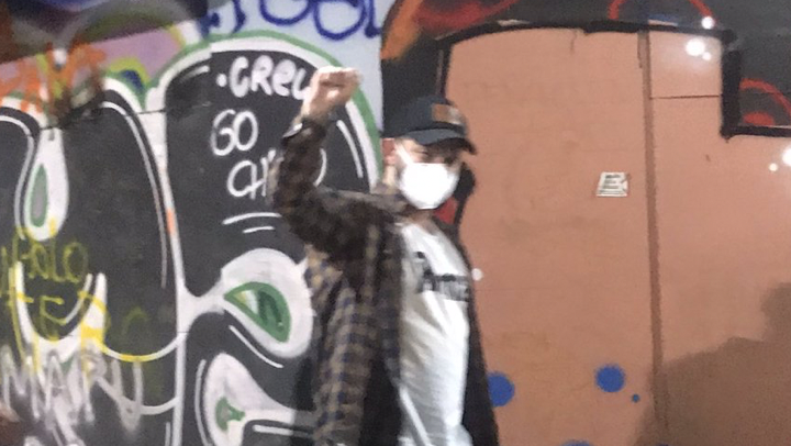 chvnoticias's tweet photo. Fue por un Barros Luco: Así fue la comentada visita de Gabriel Boric a La Terraza https://t.co/dKCBu1Z76P https://t.co/22AK1a9LuS