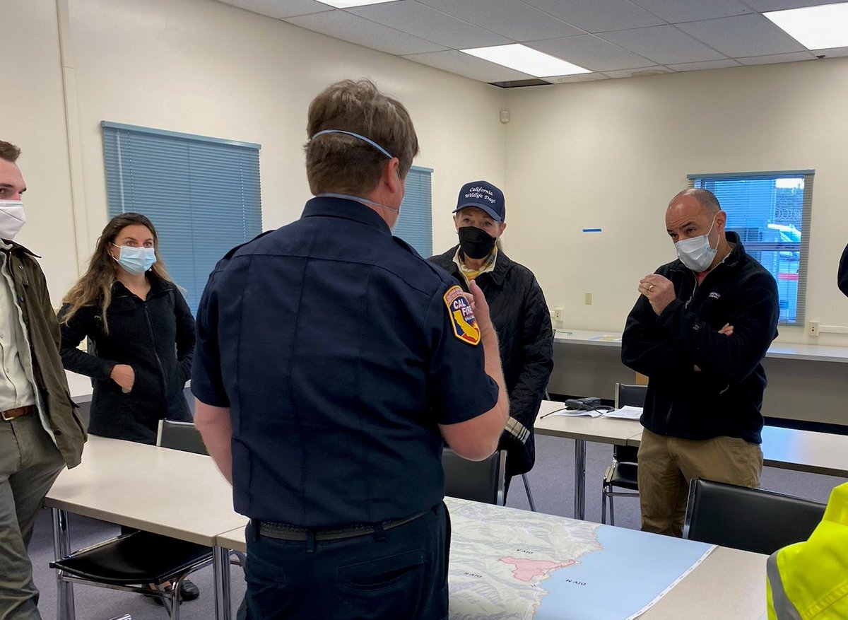 RepJimmyPanetta's tweet photo. I was briefed this morning by @CAL_FIRE on the status of the #ColoradoFire burning in the Palo Colorado Canyon area of Big Sur. As of 7:00 am, we are at 25% containment and 1,050 acres. 

Again, please note that there is a @ARCmontereybay Shelter at Carmel Middle School. https://t.co/yccNF6D1kD