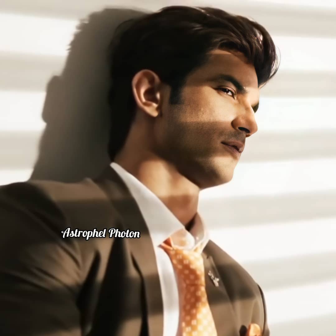 Jannat_Firdouse's tweet photo. He is different.. There's something about him that made him the one star to shine in the sky with a mullion that went unnoticed ✨

- Sab Par Bhaari SSR https://t.co/tRn2sCPn4Y