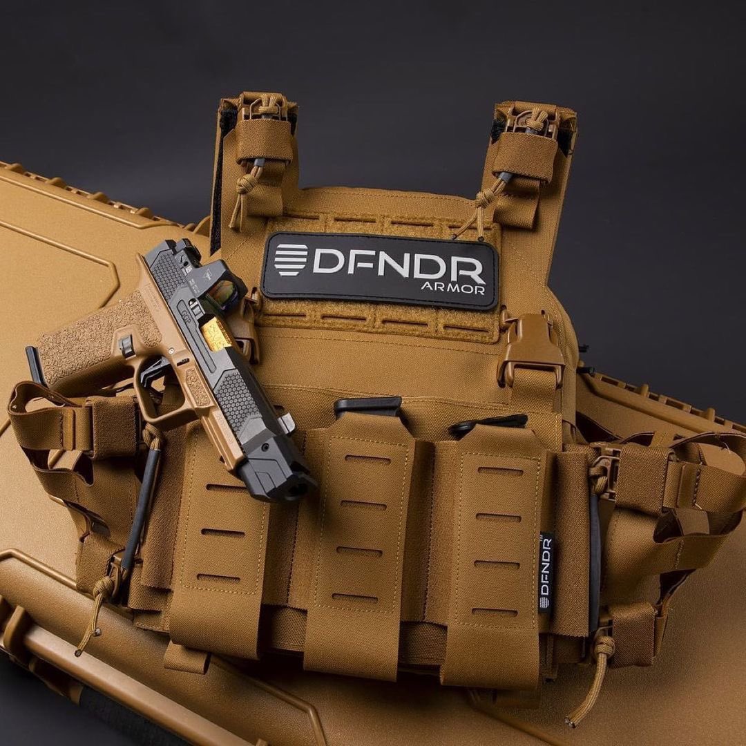 RainierArms's tweet photo. @DFNDRarmor 

@armsrepub compensator
@CMCTriggers 
@Trijicon https://t.co/fBjAD3ecrT