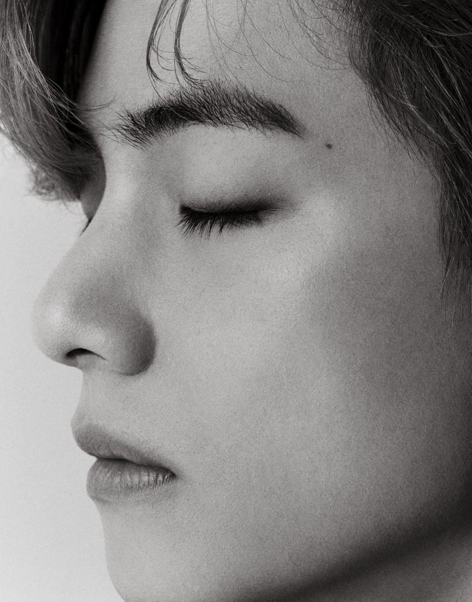 taehyung pics tweet media