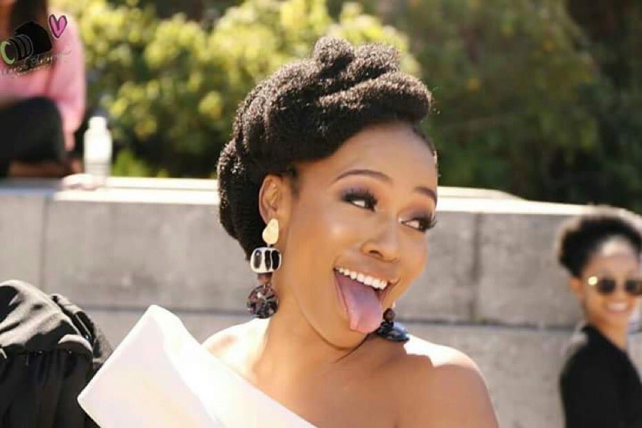 sizaninastyg's tweet photo. I like. I like 🤣🤣💃💃🔥🔥
#BBMzansi  Sis Tamara https://t.co/uug4CQ6yhG