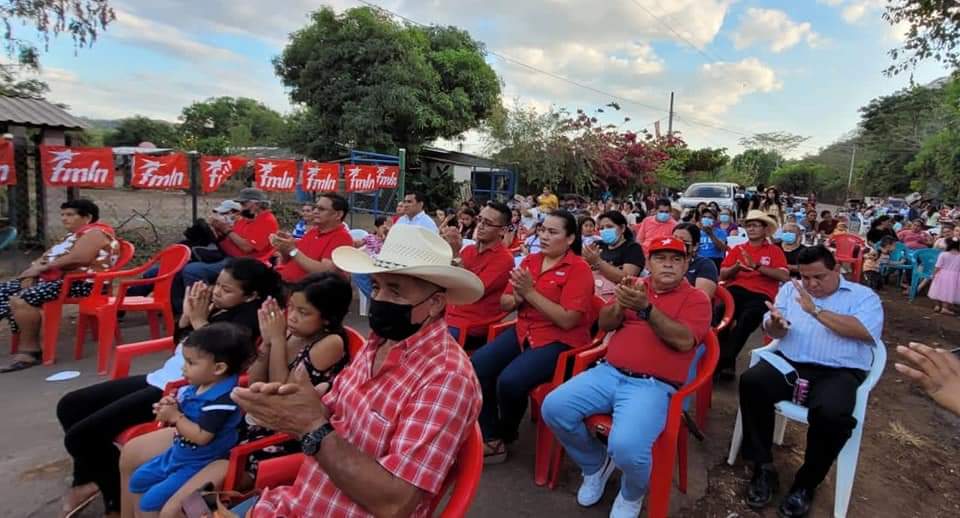 FMLN Oficial tweet media