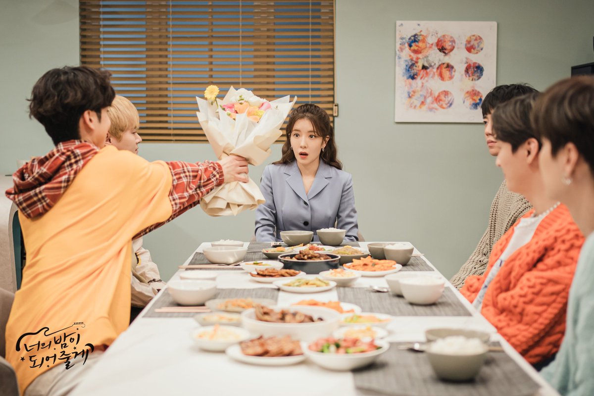 yourknight_twt's tweet photo. 누군가의 밤이 될 수 있다는 것은 행복한 일입니다.
함께 웃고 울고, 사랑했던 여러분
그동안 저희의 밤이 되어주셔서 감사합니다🌙
⠀
#너의밤이되어줄게 #정인선 #이준영 
#장동주 #김종현 #윤지성 #김동현 https://t.co/zD1zjpGFJn